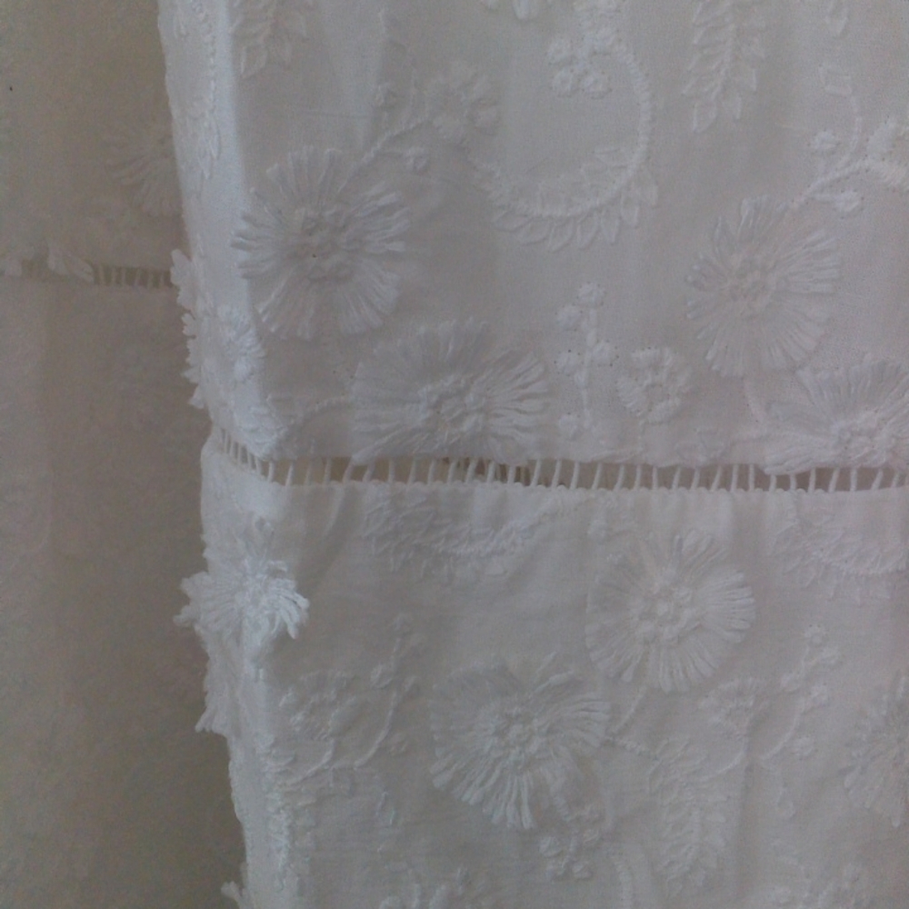 Farm Rio Off-White 3d Flower Midi Skirt - Picture 5 of 6